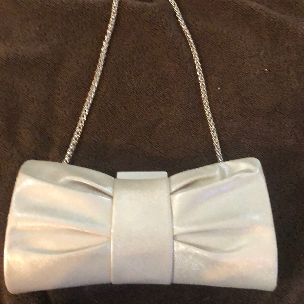 Purse ‘new’